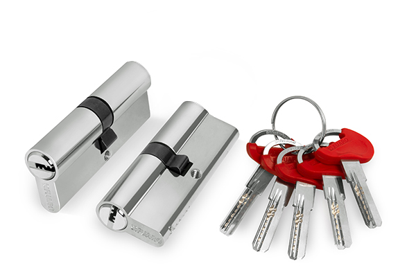 Цилиндровый механизм (D-PRO500/80) D-PRO5000Key80(30+10+40) CP хром 5Key https://tlock.ru/photo_bank/37725_01.jpg